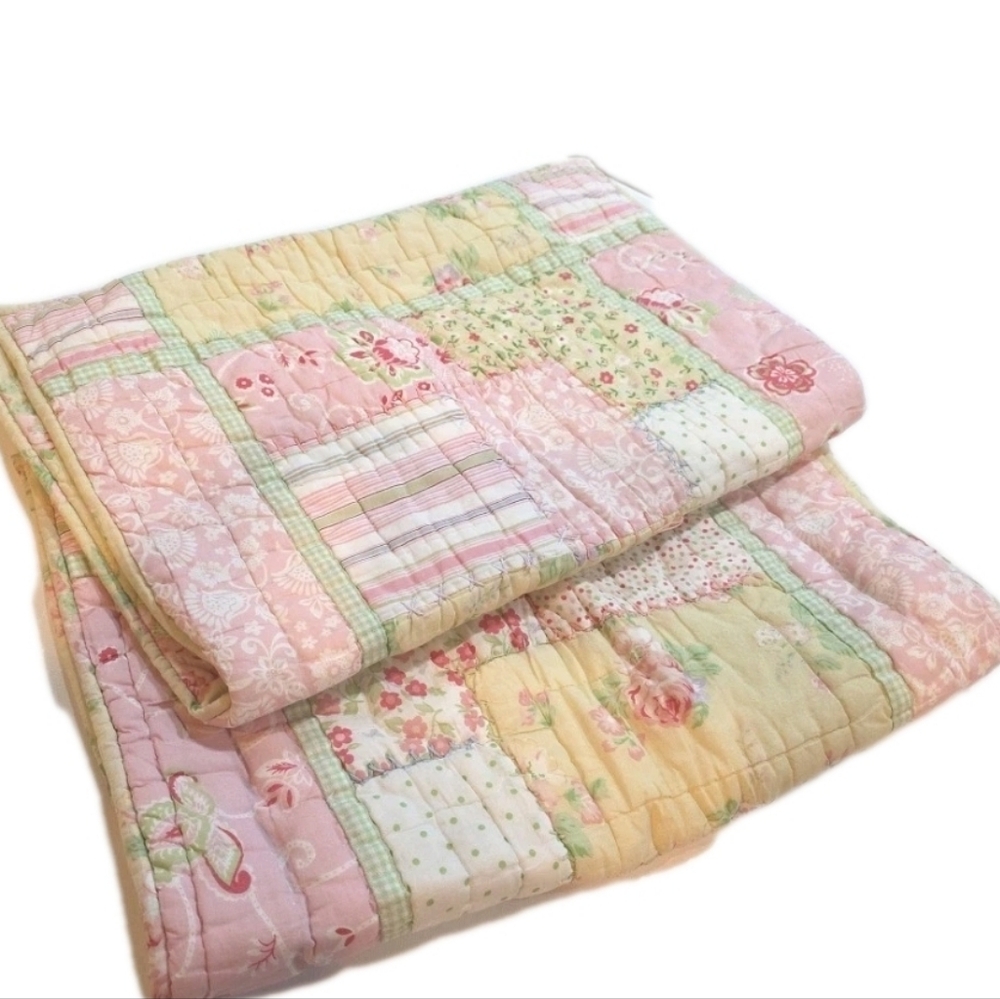 Pottery Barn Kids Pastel Floral Quilted Standard Pillow Shams Set 2